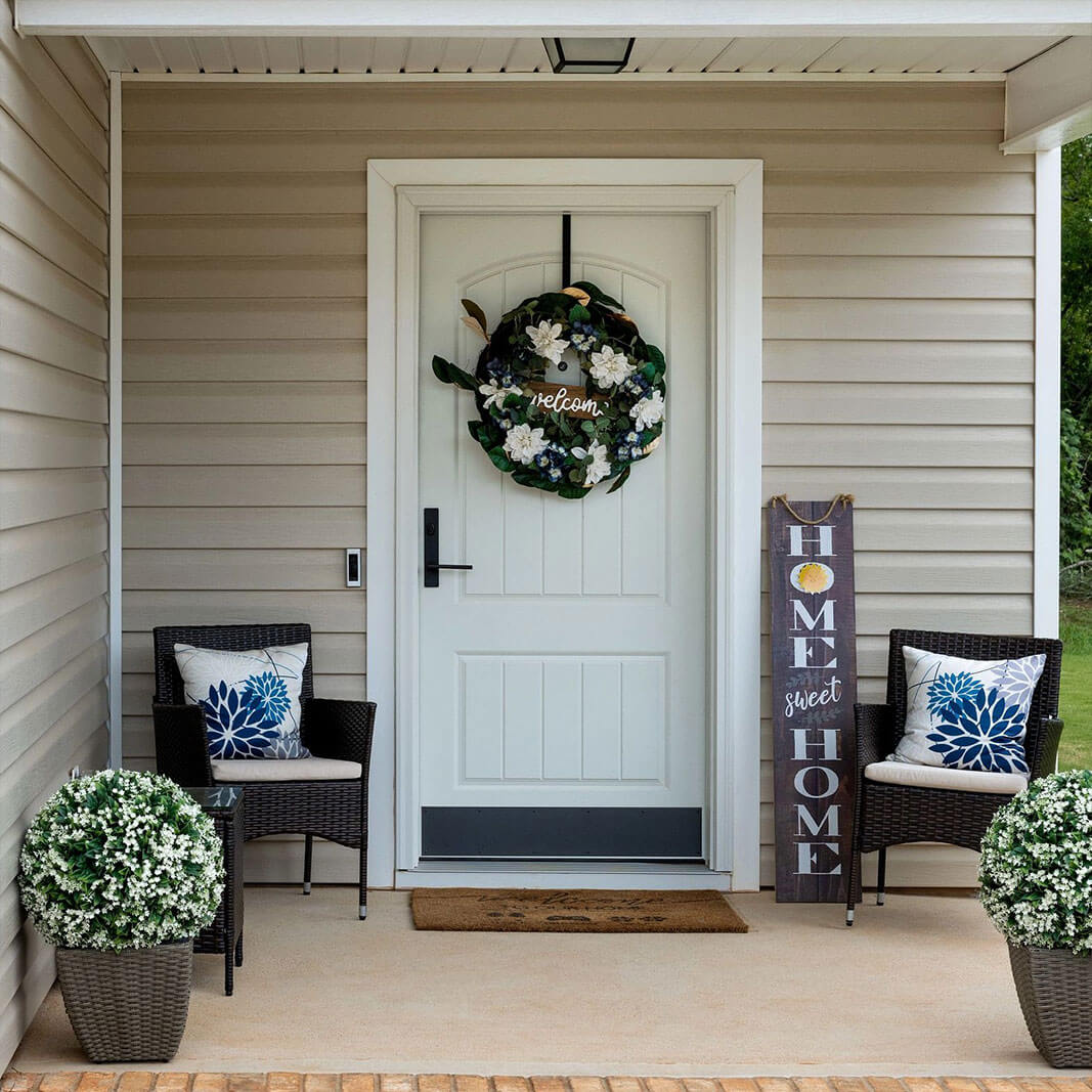 Ensemble entry door installation